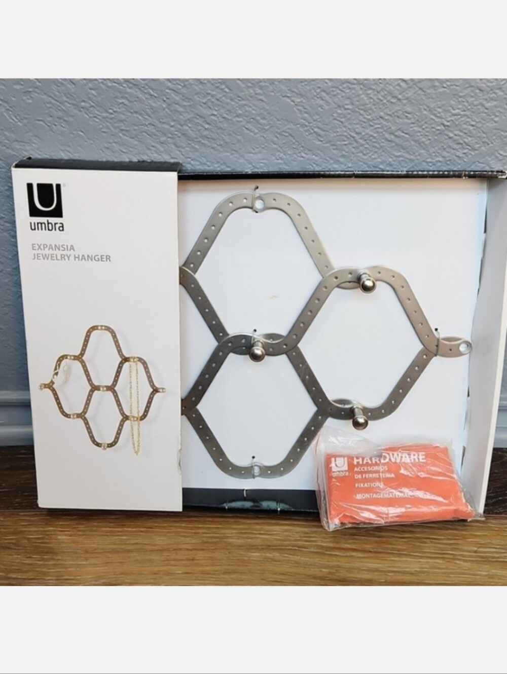 NIB Umbra Expansia Jewelry Hanger Organizer Storage 9 hooks Silver Metal
